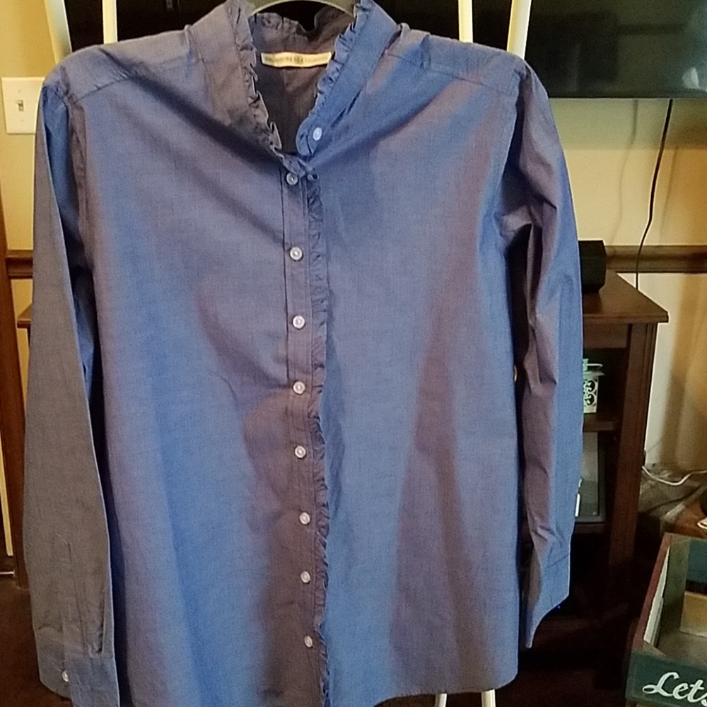 Avon ruffle trim shirt
